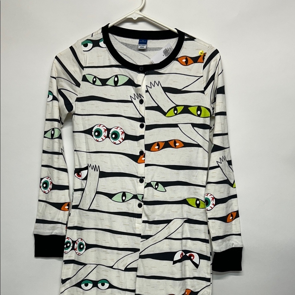 NWT Adult size xs Halloween pajamas, mummies Eye Pattern - Old Navy